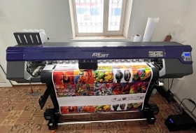 Пусконаладка в Астане: экосольвентная печать + контурная резка