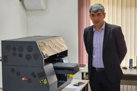 Запуск УФ-принтера Sprinter DPP A3E в одном из крупных университетов Оша