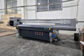 Алматы: в работу введён планшетный УФ-принтер Sprinter TC-CF2513