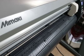 Компания из Алматы покупает второй принтер Mimaki JV100 и каттер Mimaki CG-SRIII