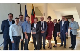 Встреча дистрибьюторов Dimense в Посольстве Литвы в Берлине на презентации плоттера Veika Dimensor S